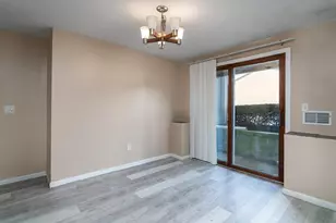39 Kristee Cir, West Warwick, RI 02893 - Photo 6