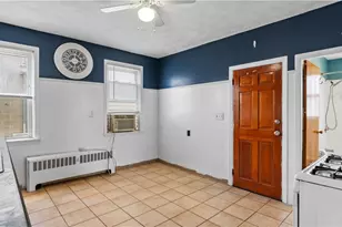 28 Carman St, Cranston, RI 02910 - Photo 4