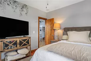 28 Carman St, Cranston, RI 02910 - Photo 22