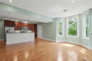 176 Medway St, Providence, RI 02906 - Photo 10