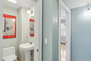 176 Medway St, Providence, RI 02906 - Photo 20