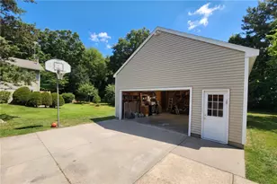 55 Holly Rd, South Kingstown, RI 02879 - Photo 28