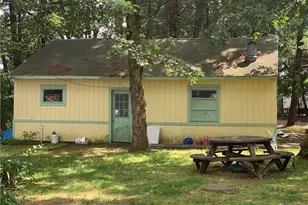 30 Hill Farm Camp Rd, Coventry, RI 02816 - Photo 4
