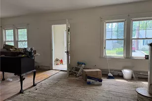 91 Moorland Ave, Cranston, RI 02905 - Photo 8
