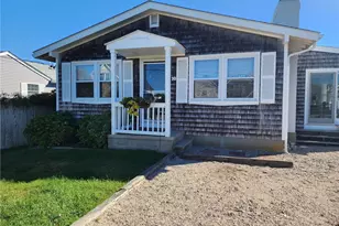 10 Stanton Ave, Narragansett, RI 02882 - Photo 16