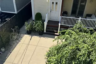 58 Sutton St, Providence, RI 02903 - Photo 2