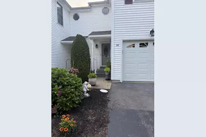 612 Smithfield Road #C12, North Providence, RI 02904 - Photo 2