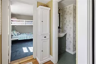 26 Crandall Ct, Warwick, RI 02889 - Photo 34
