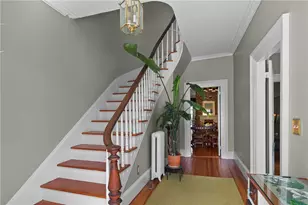 16 Sherman St, Newport, RI 02840 - Photo 8
