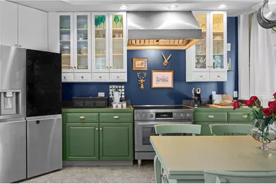 16 Sherman Street, Newport, RI 02840 - Photo 18