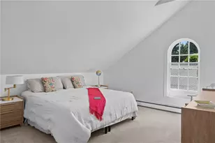 16 Sherman St, Newport, RI 02840 - Photo 16