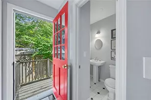 16 Hudson Pl, Cranston, RI 02905 - Photo 26