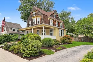 16 Hudson Pl, Cranston, RI 02905 - Photo 2
