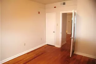 690 Elm Street St, Woonsocket, RI 02895 - Photo 4