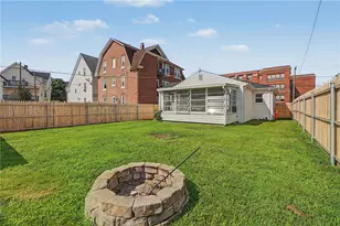 348 Park Pl, Woonsocket, RI 02895 - Photo 28