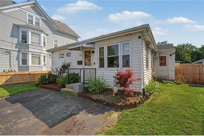 348 Park Place, Woonsocket, RI 02895 - Photo 4