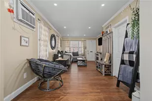 348 Park Pl, Woonsocket, RI 02895 - Photo 12