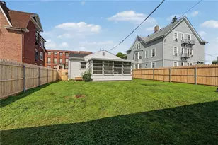 348 Park Pl, Woonsocket, RI 02895 - Photo 26