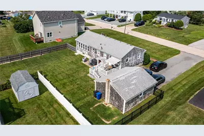 26 Cypress Avenue, Narragansett, RI 02882 - Photo 10