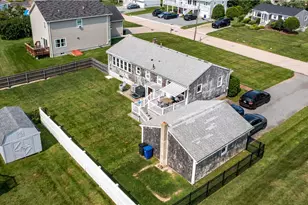 26 Cypress Ave, Narragansett, RI 02882 - Photo 10