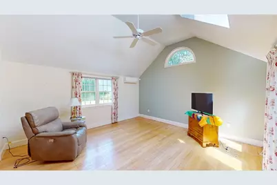 5 South Drive, Middletown, RI 02842 - Photo 18