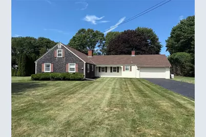 5 South Drive, Middletown, RI 02842 - Photo 4