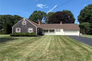 5 South Dr, Middletown, RI 02842 - Photo 4