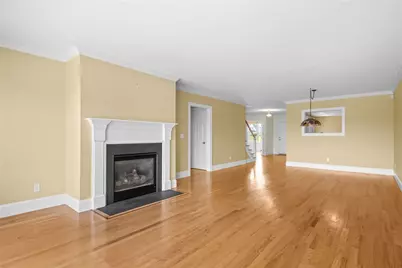 169 Ferry Landing Circle, Portsmouth, RI 02871 - Photo 8