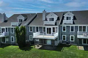 169 Ferry Landing Cir, Portsmouth, RI 02871 - Photo 32