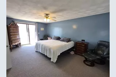 2484 Hartford Avenue, Johnston, RI 02919 - Photo 20