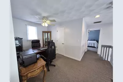 2484 Hartford Avenue, Johnston, RI 02919 - Photo 28