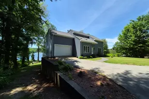 2484 Hartford Ave, Johnston, RI 02919 - Photo 4
