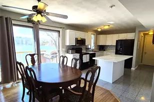 2484 Hartford Ave, Johnston, RI 02919 - Photo 8