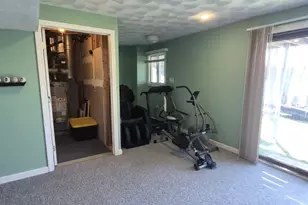 2484 Hartford Ave, Johnston, RI 02919 - Photo 34