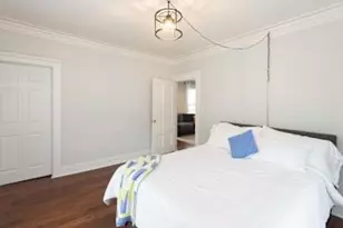 16 Pond Ave, Newport, RI 02840 - Photo 10