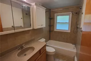 72 Blueberry Dr, East Greenwich, RI 02818 - Photo 16