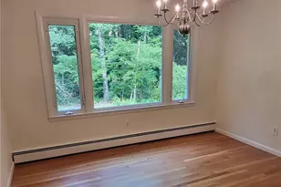 72 Blueberry Dr, East Greenwich, RI 02818 - Photo 4
