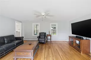 465 Red Chimney Dr, Warwick, RI 02886 - Photo 22
