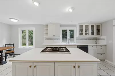 465 Red Chimney Drive, Warwick, RI 02886 - Photo 16