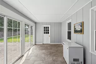 465 Red Chimney Dr, Warwick, RI 02886 - Photo 38