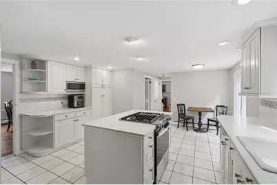465 Red Chimney Drive, Warwick, RI 02886 - Photo 18