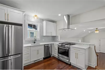 21 Russell Avenue, Newport, RI 02840 - Photo 16