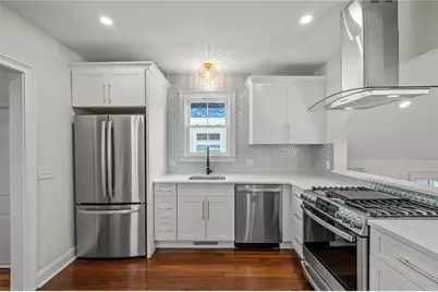 21 Russell Avenue, Newport, RI 02840 - Photo 18