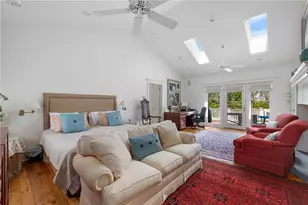 464 Black Point Ln, Portsmouth, RI 02871 - Photo 18