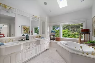 464 Black Point Ln, Portsmouth, RI 02871 - Photo 20