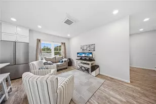 24 Wanda St, Narragansett, RI 02882 - Photo 8