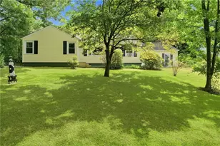 2956 Hartford Ave, Johnston, RI 02919 - Photo 22