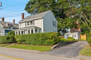 72 Bay Rd, Barrington, RI 02806 - Photo 1
