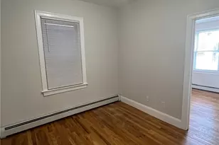 90 Sutton St, Providence, RI 02903 - Photo 6