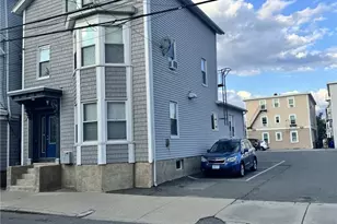 90 Sutton St, Providence, RI 02903 - Photo 2
